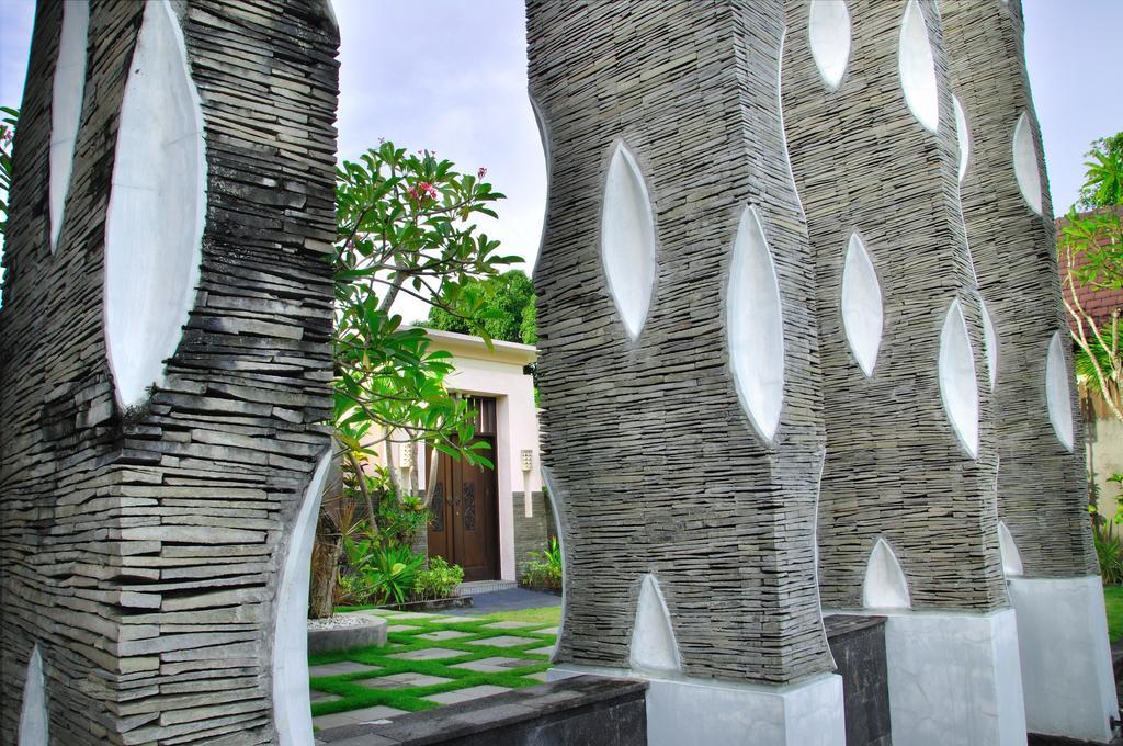 M Two Villas Seminyak Extérieur photo