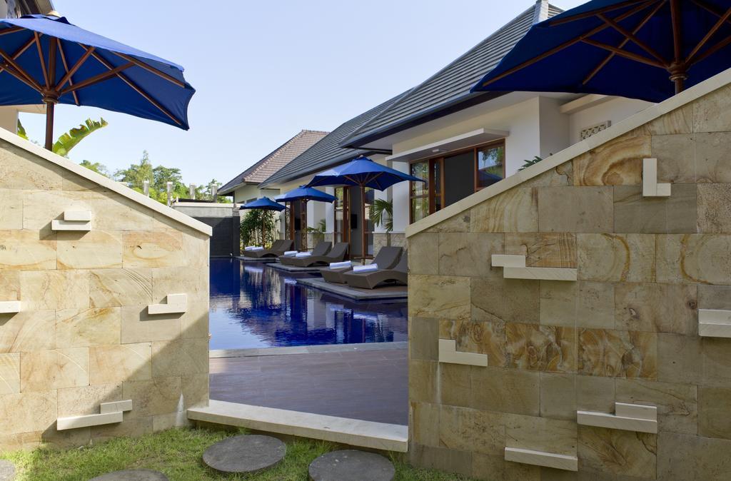 M Two Villas Seminyak Extérieur photo