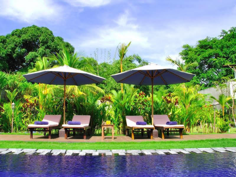 M Two Villas Seminyak Extérieur photo