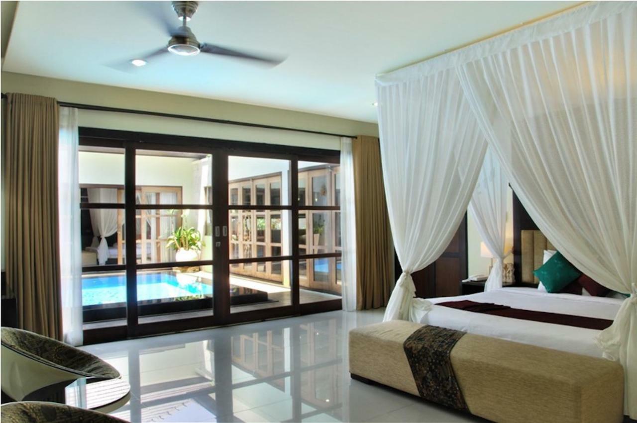 M Two Villas Seminyak Extérieur photo