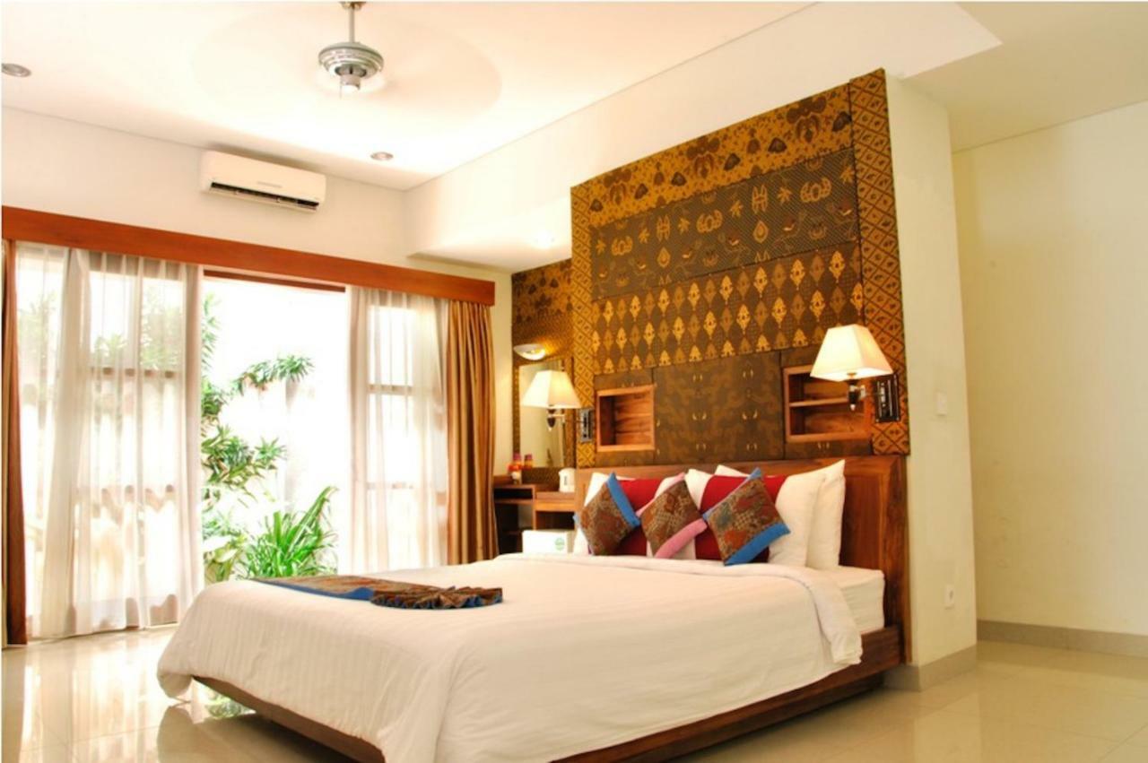 M Two Villas Seminyak Extérieur photo